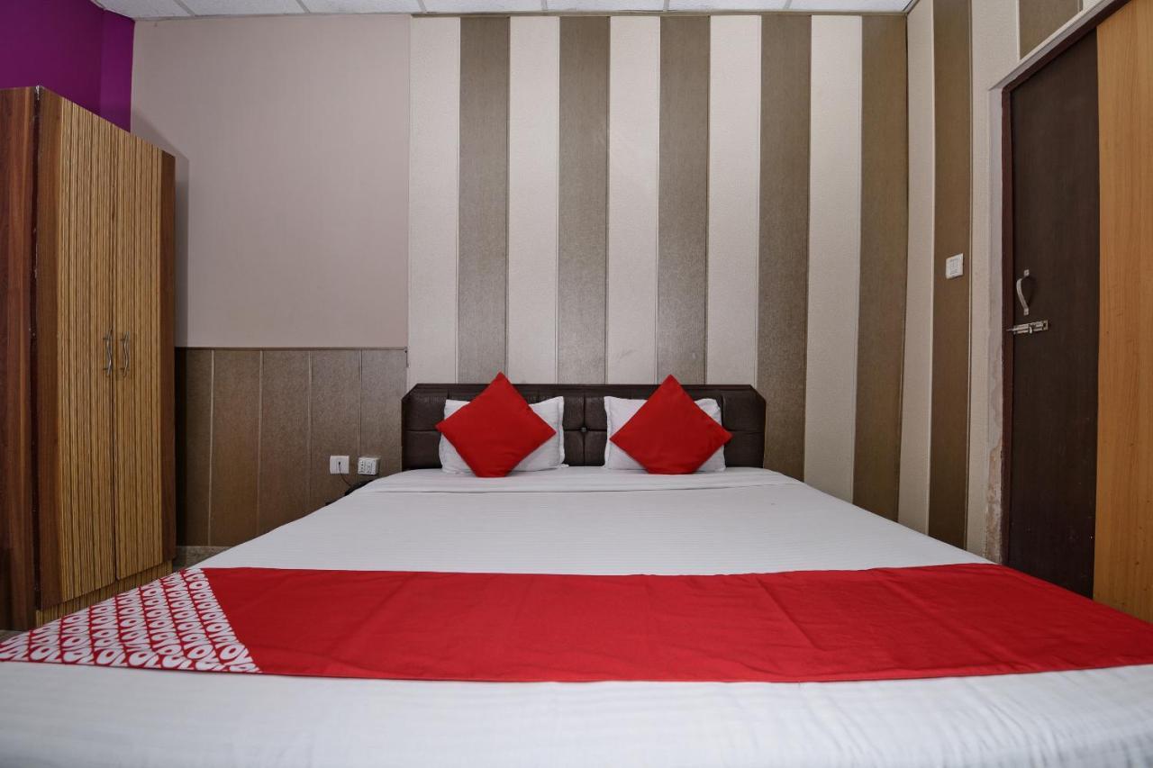 Oyo 3519 Hotel Garden Inn Varanasi Exterior foto