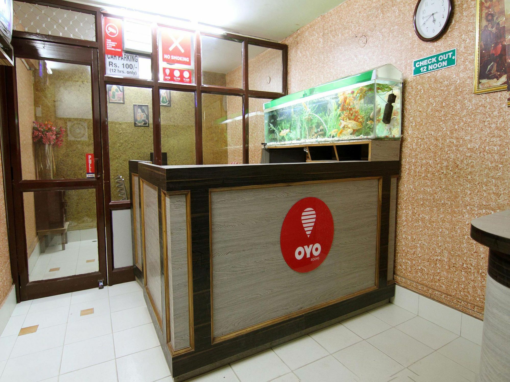 Oyo 3519 Hotel Garden Inn Varanasi Exterior foto