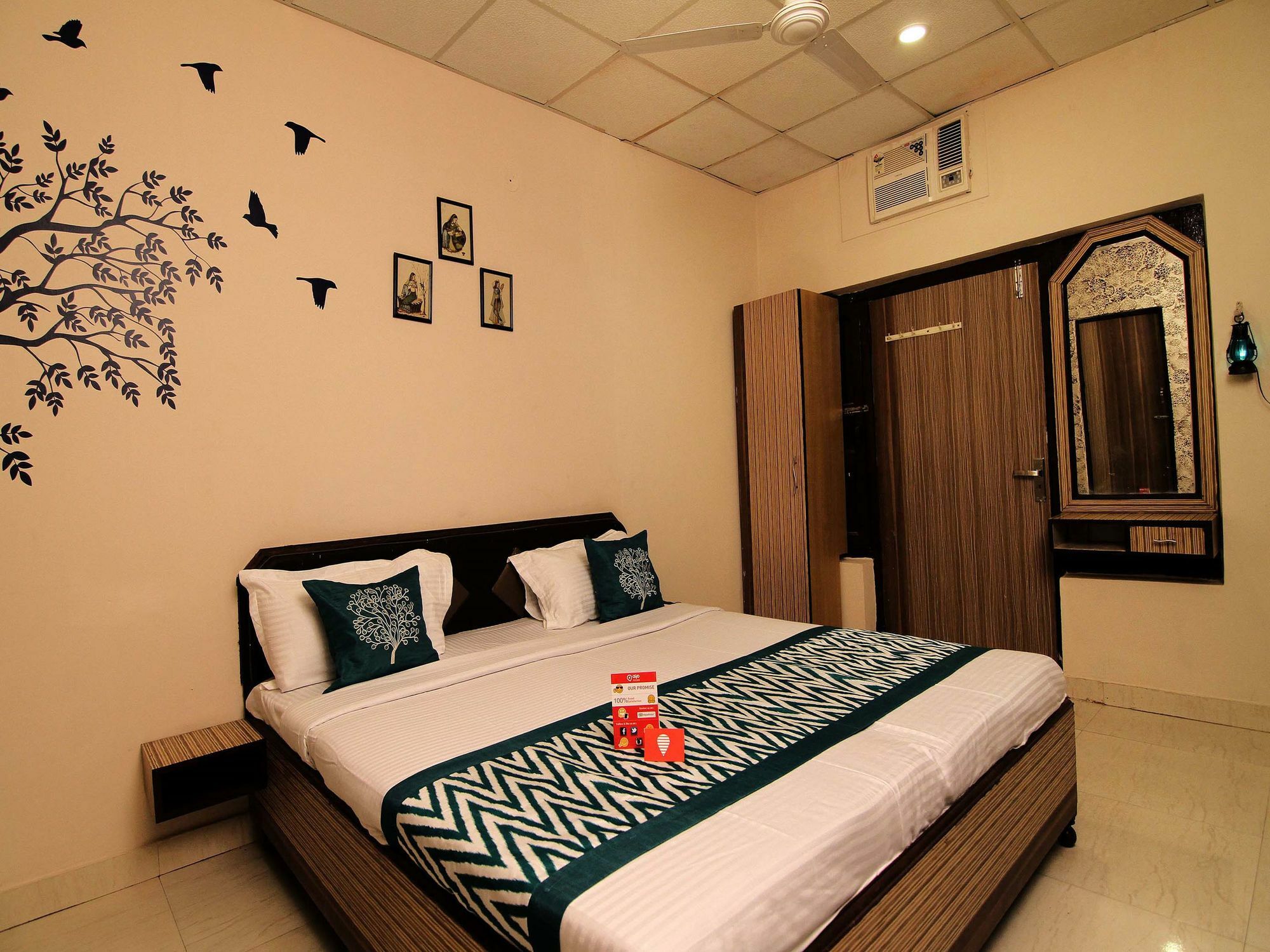 Oyo 3519 Hotel Garden Inn Varanasi Exterior foto